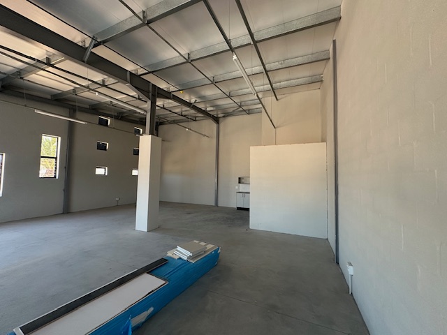 To Let commercial Property for Rent in Marconi Beam Industria Western Cape